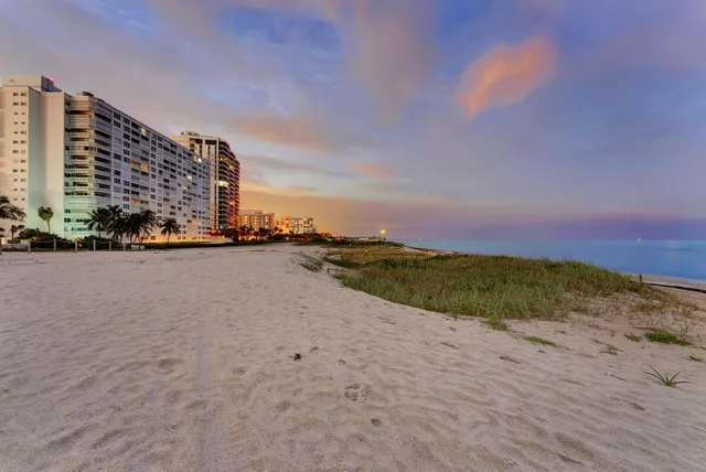 $4,650,000 | 900 North Ocean Boulevard, Unit 1401, Pompano Beach, FL 33062