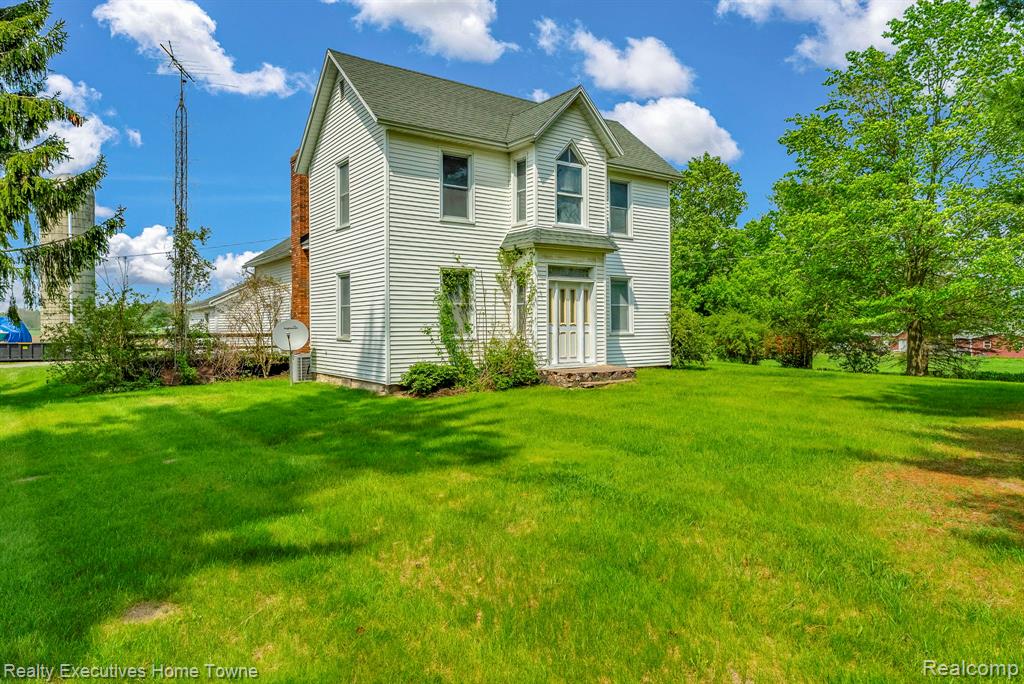 5390 Walker Road North Street, MI 48049 - Photo 12 of 61