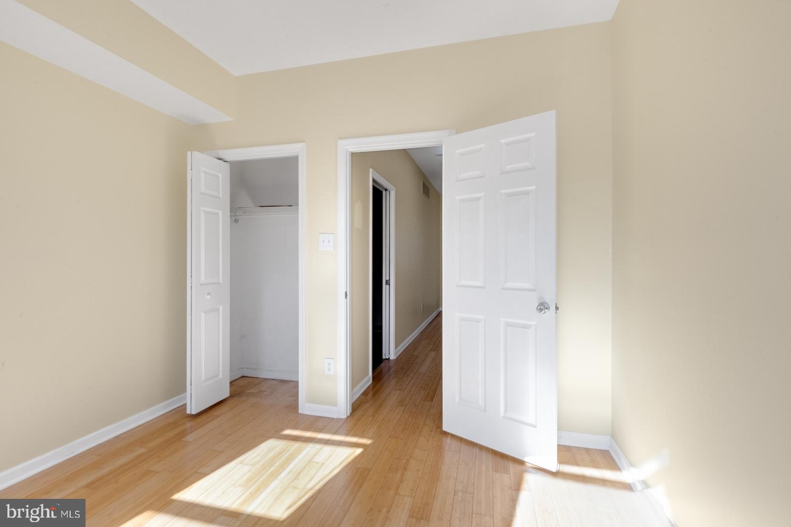 2476 Emerald Street Philadelphia, PA 19125 - Photo 17 of 29