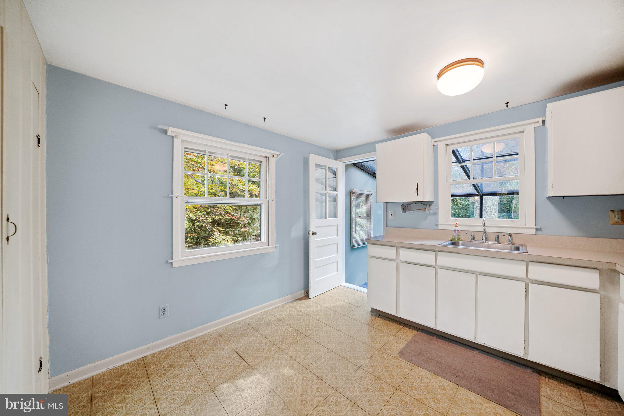 150 Valleyview Drive Exton, PA 19341 - Photo 12 of 46 Kitchen