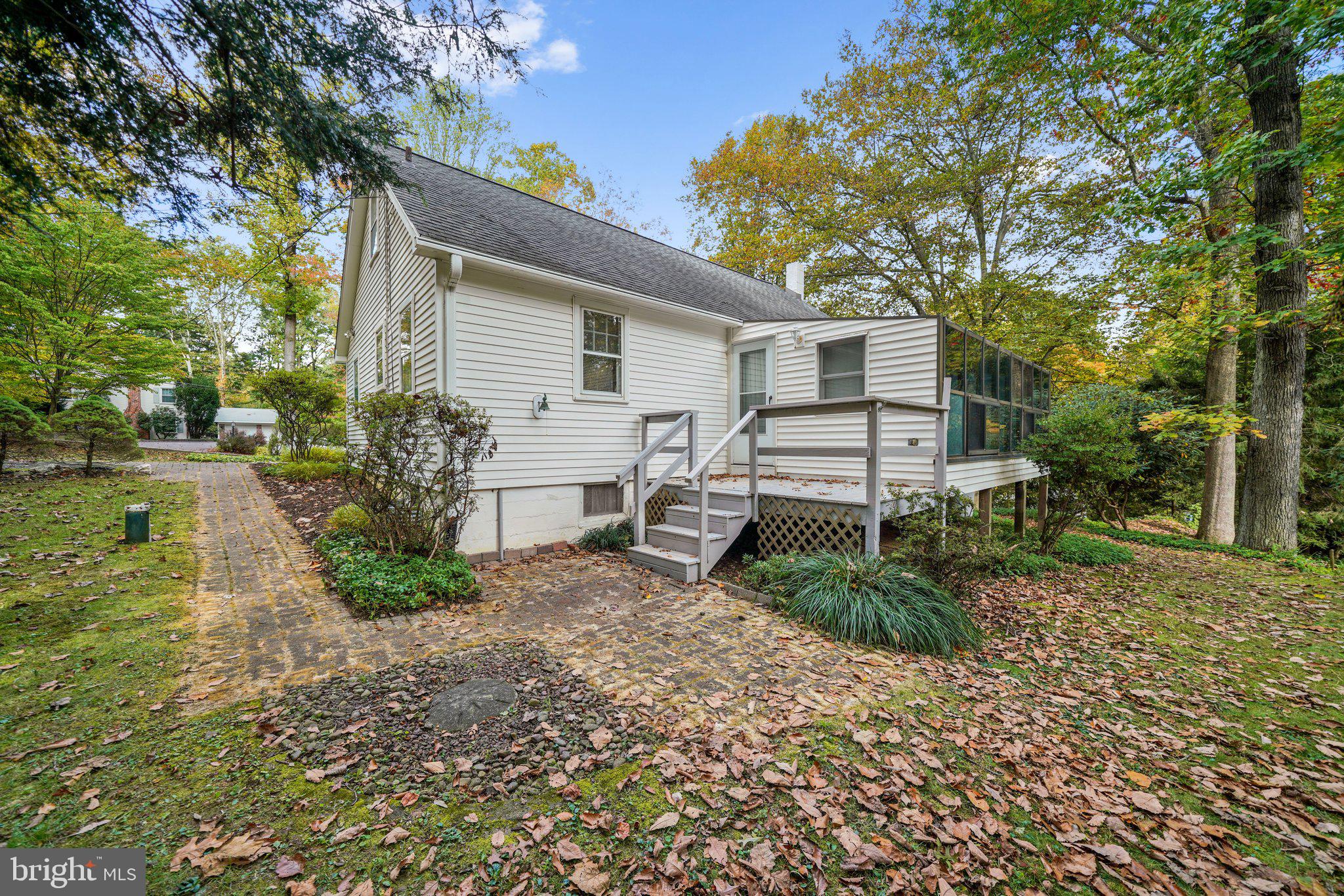 150 Valleyview Drive Exton, PA 19341 - Photo 32 of 46 Exterior Back