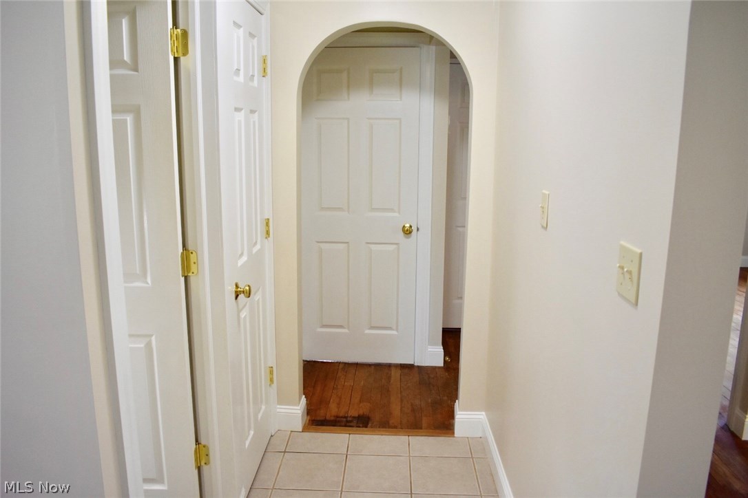 1246 Deforest Road Southeast Warren, OH 44484 - Photo 10 of 26 View of the hallway.