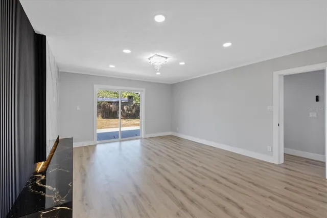 $389,000 | 324 Country Club Drive, Oldsmar, FL 34677