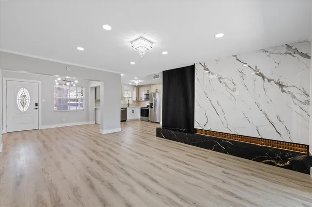 $389,000 | 324 Country Club Drive, Oldsmar, FL 34677