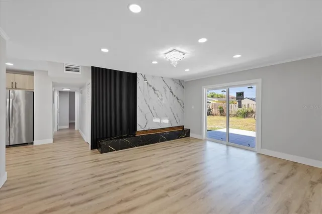 $389,000 | 324 Country Club Drive, Oldsmar, FL 34677