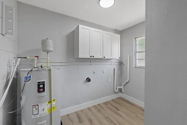 $389,000 | 324 Country Club Drive, Oldsmar, FL 34677