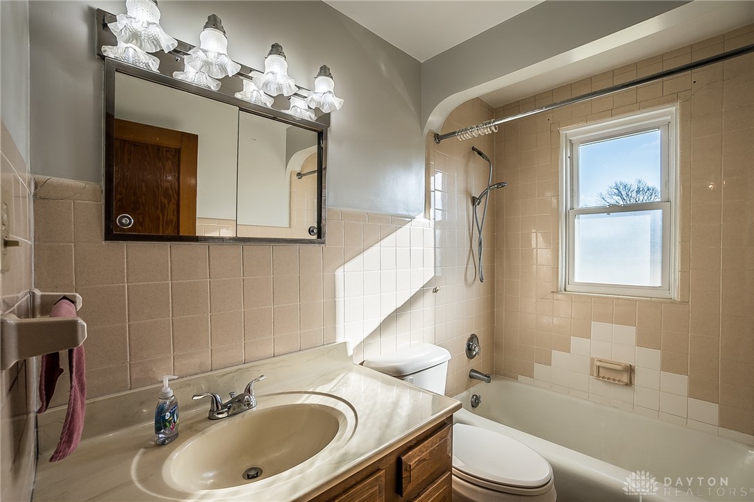 5753 Dry Ridge Road Cincinnati, OH 45252 - Photo 23 of 43 Gallery Image 23