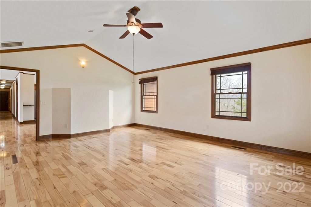 121 Saddle Ridge Drive Alexander, NC 28701 - Photo 11 of 37 Gallery Image 11