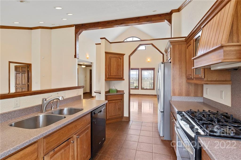 121 Saddle Ridge Drive Alexander, NC 28701 - Photo 21 of 37 Gallery Image 21