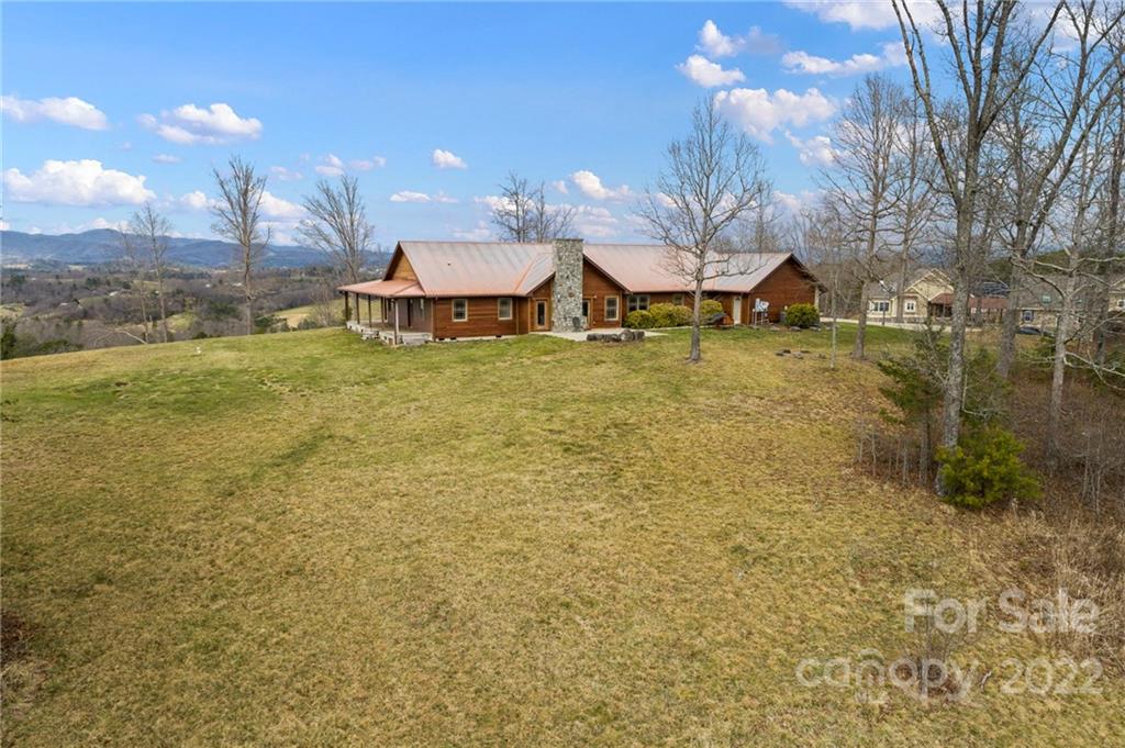 121 Saddle Ridge Drive Alexander, NC 28701 - Photo 4 of 37 Gallery Image 4
