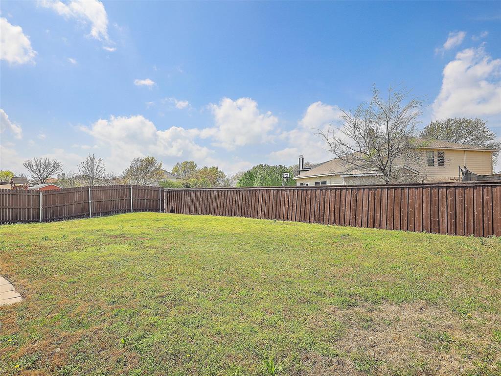 2549 Saddlehorn Drive Little Elm, TX 75068 - Photo 20 of 23