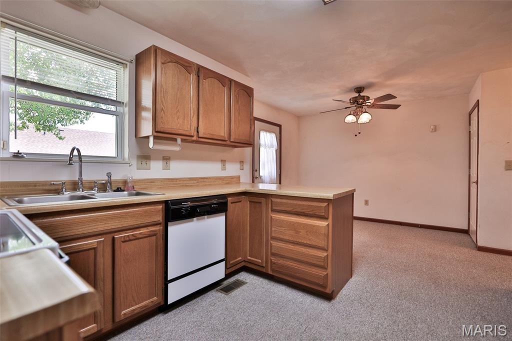 1530 Thunderbird Lane Belleville, IL 62221 - Photo 28 of 50