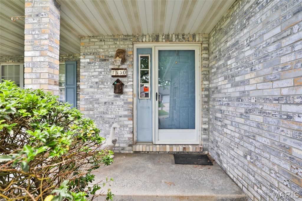 1530 Thunderbird Lane Belleville, IL 62221 - Photo 3 of 50