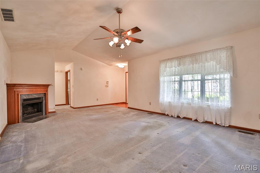 1530 Thunderbird Lane Belleville, IL 62221 - Photo 4 of 50