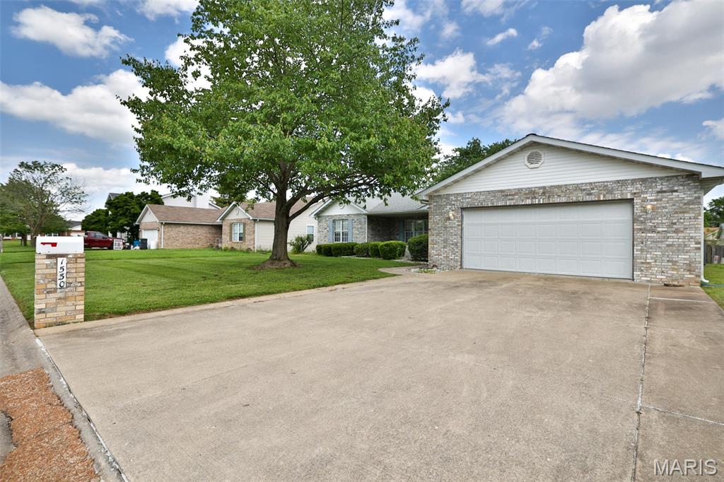 1530 Thunderbird Lane Belleville, IL 62221 - Photo 41 of 50