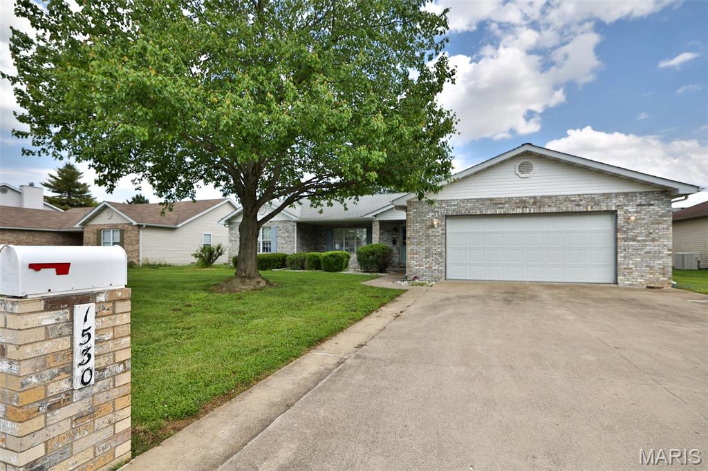 1530 Thunderbird Lane Belleville, IL 62221 - Photo 42 of 50