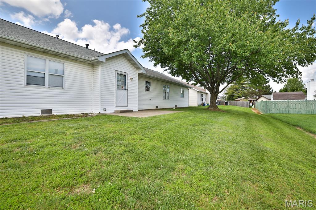 1530 Thunderbird Lane Belleville, IL 62221 - Photo 7 of 50