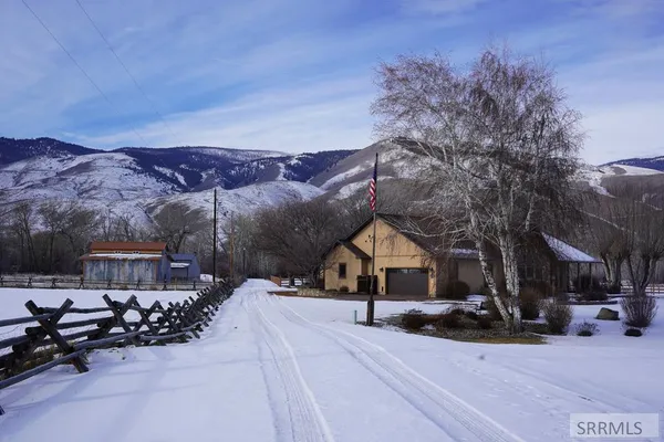 $2,100,000 | 3-5 Capt Billy Boogie Way, Carmen, ID 83462