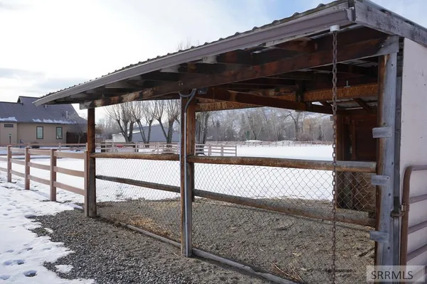 $2,100,000 | 3-5 Capt Billy Boogie Way, Carmen, ID 83462