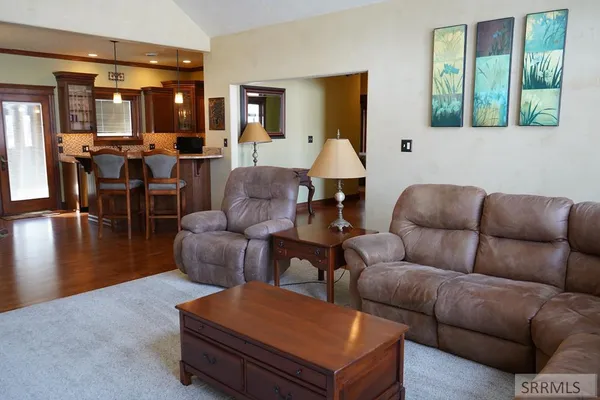 $2,100,000 | 3-5 Capt Billy Boogie Way, Carmen, ID 83462