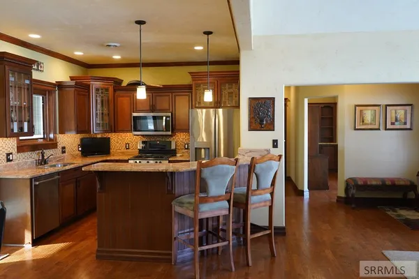 $2,100,000 | 3-5 Capt Billy Boogie Way, Carmen, ID 83462