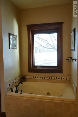 $2,100,000 | 3-5 Capt Billy Boogie Way, Carmen, ID 83462