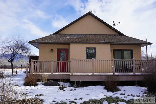 $2,100,000 | 3-5 Capt Billy Boogie Way, Carmen, ID 83462