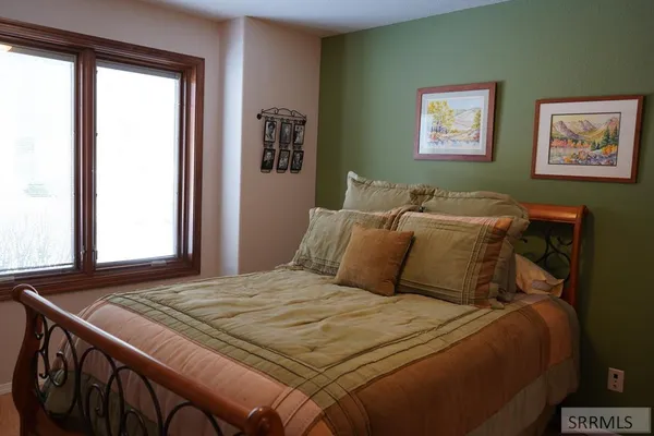 $2,100,000 | 3-5 Capt Billy Boogie Way, Carmen, ID 83462