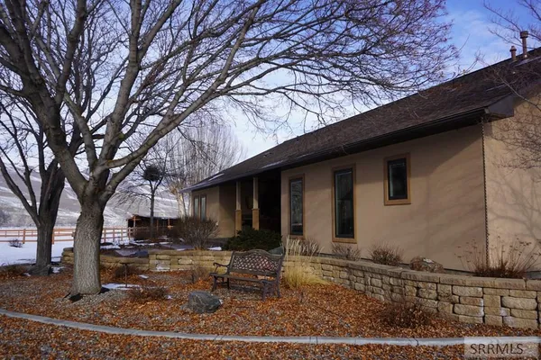 $2,100,000 | 3-5 Capt Billy Boogie Way, Carmen, ID 83462