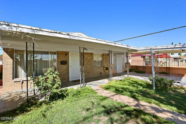 $155,500 | 217 Papaya Street, El Paso, TX 79915
