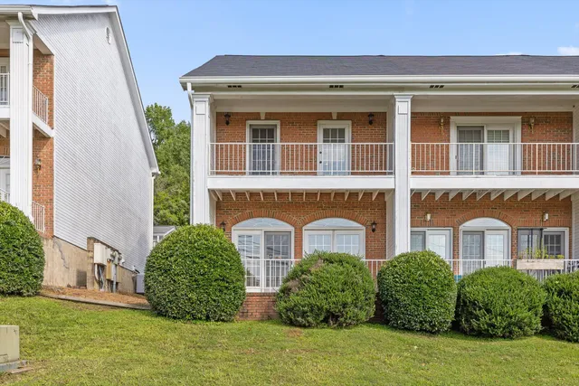 $276,900 | 4143 Mountain Creek Road, Chattanooga, TN 37415