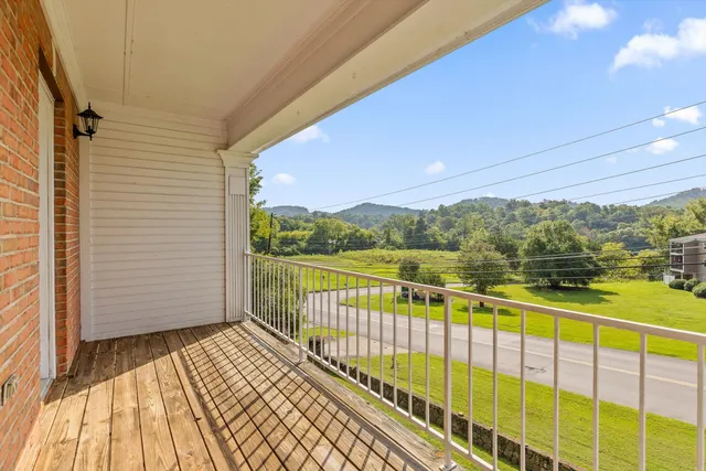 $276,900 | 4143 Mountain Creek Road, Chattanooga, TN 37415