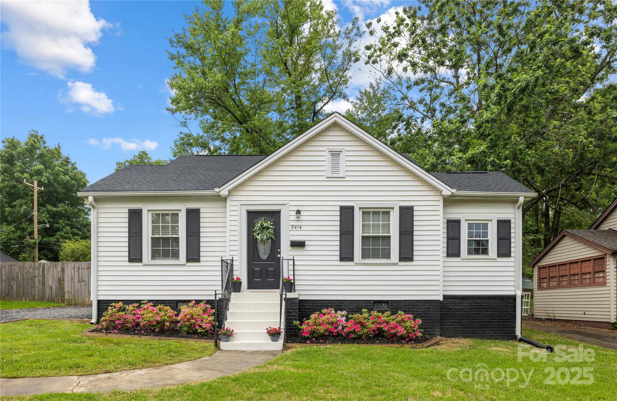 2414 Remount Road Charlotte, NC 28208 - Photo 1 of 22 Gallery Image 1