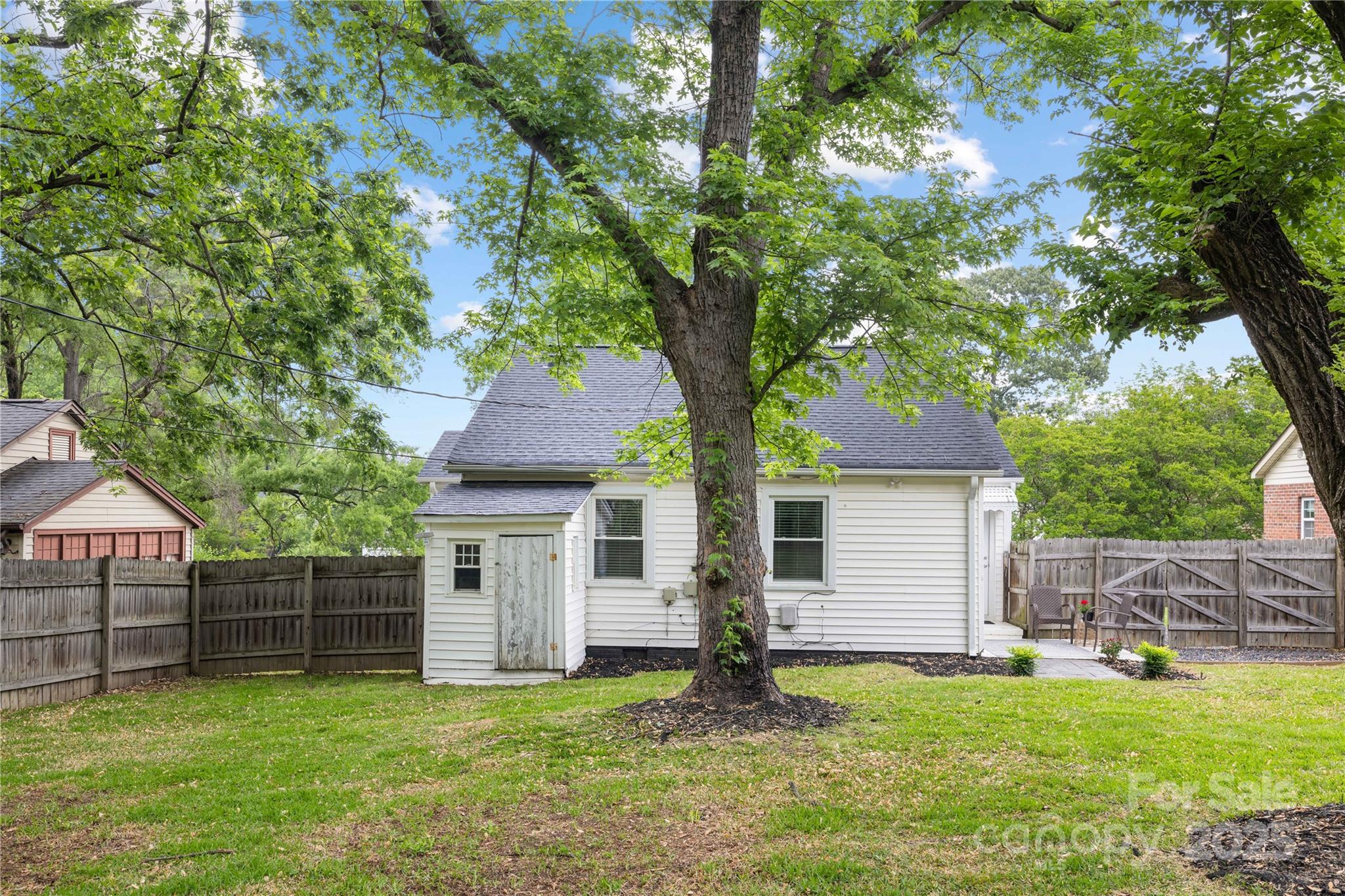 2414 Remount Road Charlotte, NC 28208 - Photo 19 of 22 Gallery Image 19