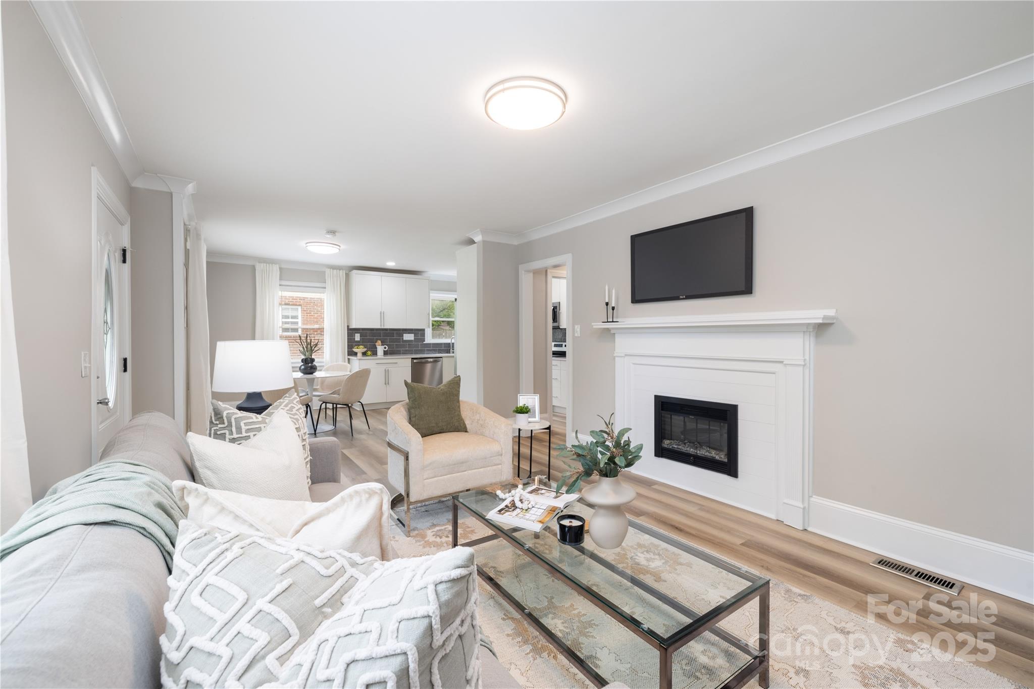 2414 Remount Road Charlotte, NC 28208 - Photo 5 of 22 Gallery Image 5