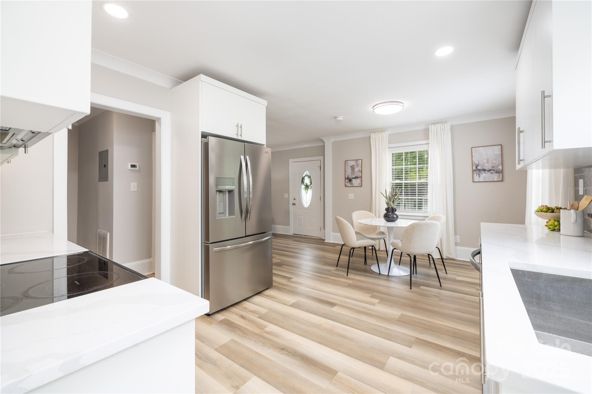 2414 Remount Road Charlotte, NC 28208 - Photo 8 of 22 Gallery Image 8