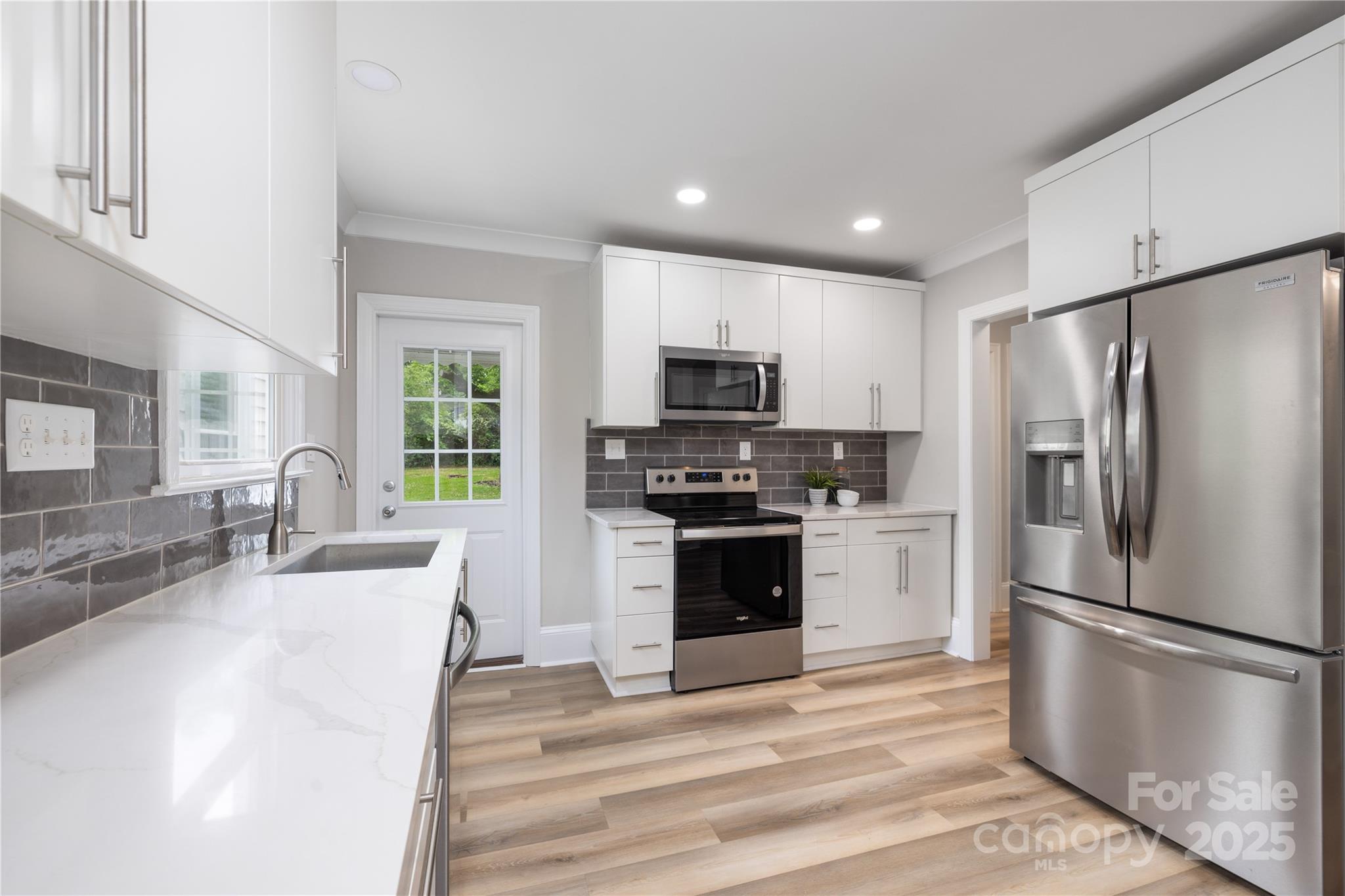2414 Remount Road Charlotte, NC 28208 - Photo 10 of 22 Gallery Image 10