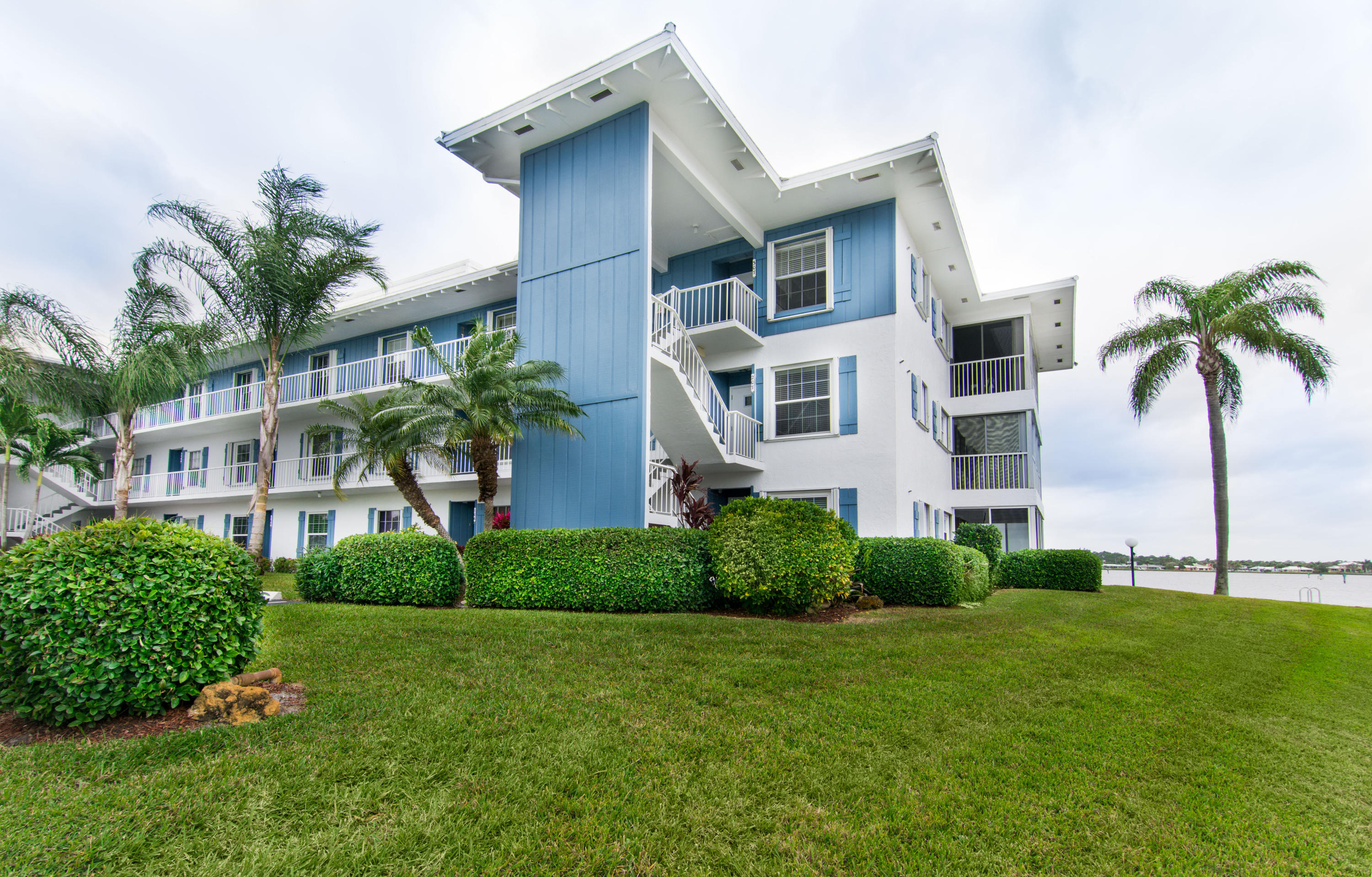 1868 Southwest Palm City Road, Unit 206 Stuart, FL 34994 - Photo 4 of 31 VIS_5813-Edit