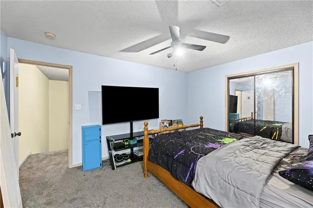 $184,900 | 1322 Southeast Lexington Avenue, Lee's Summit, MO 64081