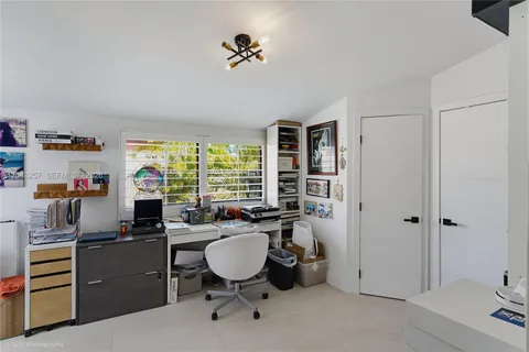 $1,345,000 | 2450 Northeast 209th Terrace, Miami, FL 33180