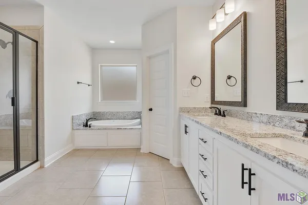 $318,240 | 10435 Highpoint Drive, Denham Springs, LA 70706