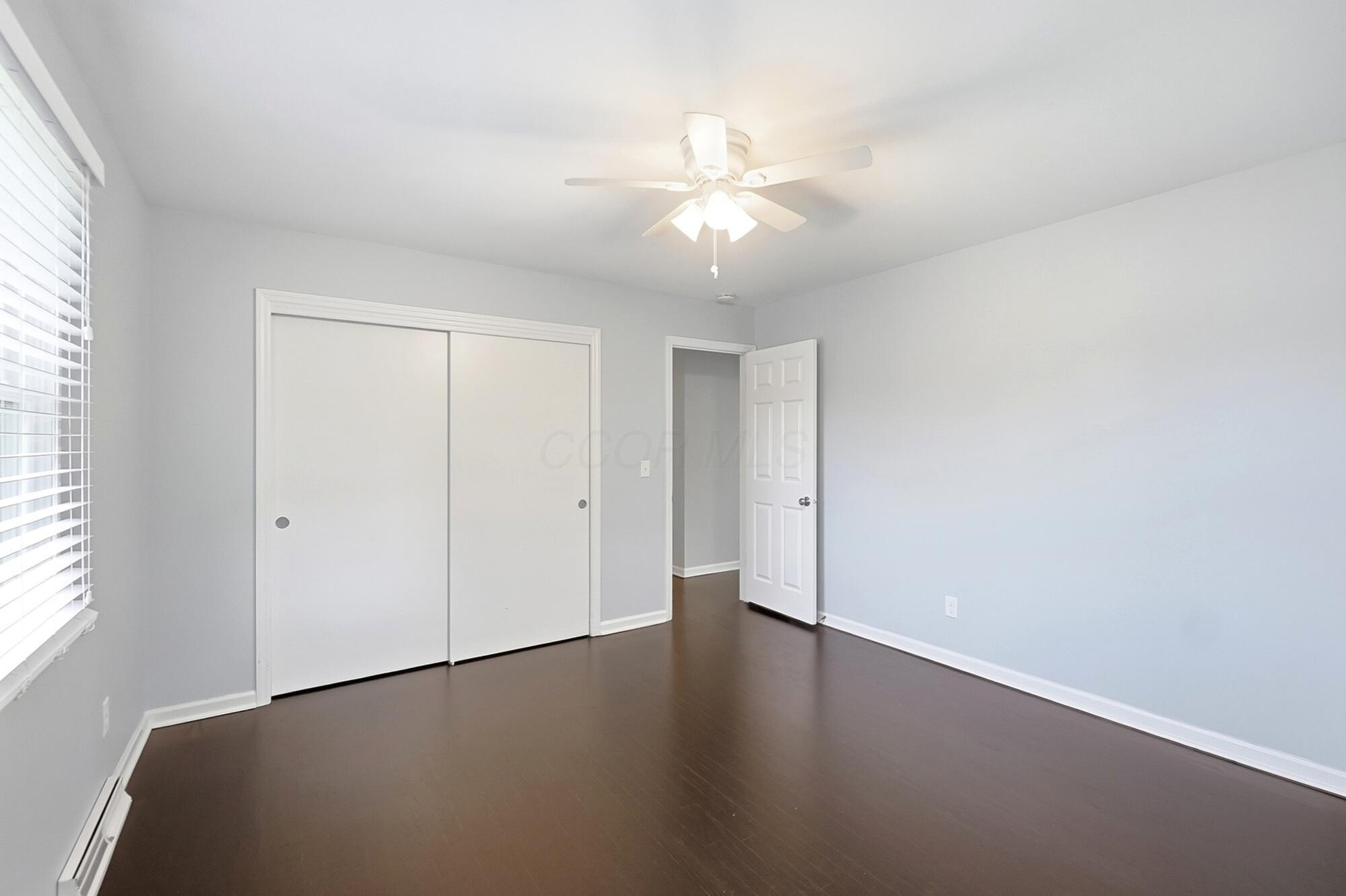 1464 Ardwick Road Columbus, OH 43220 - Photo 34 of 66 042