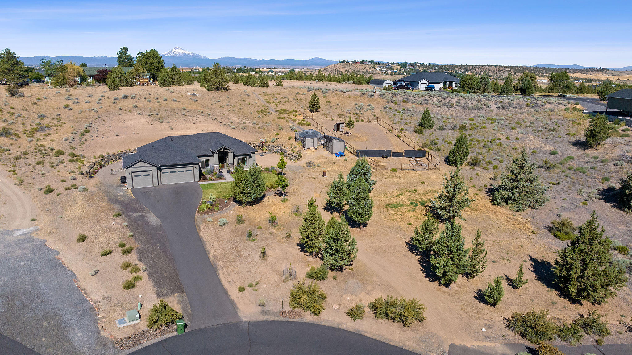2273 Northeast Valley View Madras, OR 97741 - Photo 24 of 30