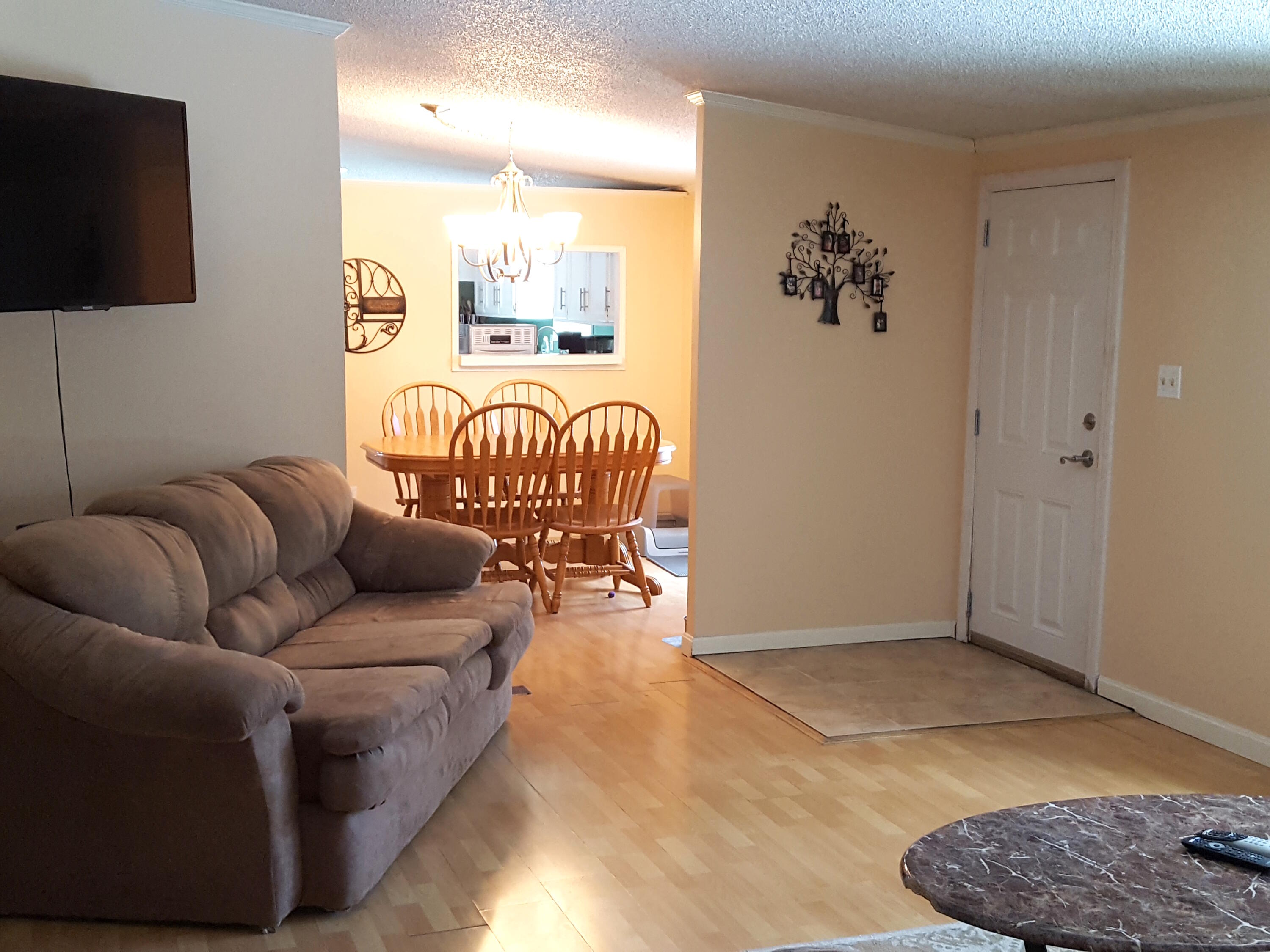 53 Harding Road Gorham, ME 04038 - Photo 15 of 40 Large Livingroom