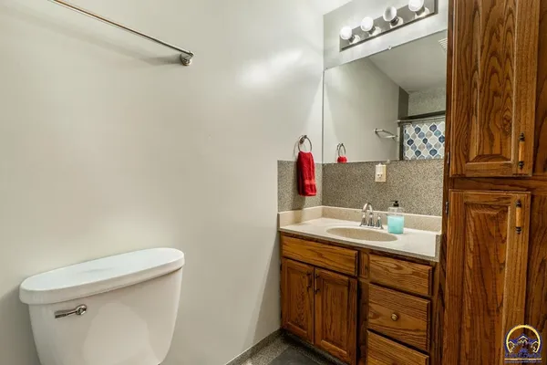 $259,000 | 422 Western Street, Onaga, KS 66521