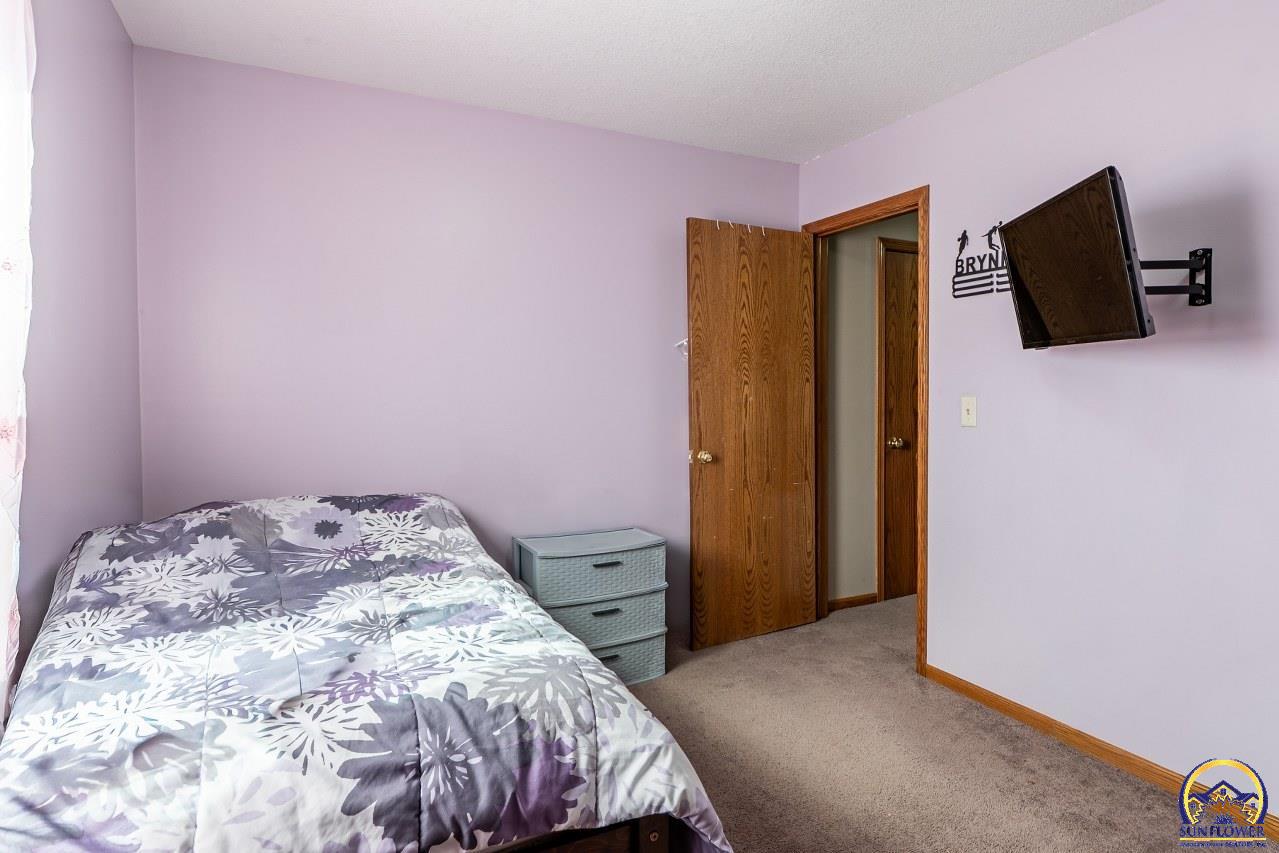 422 Western Street Onaga, KS 66521 - Photo 19 of 27