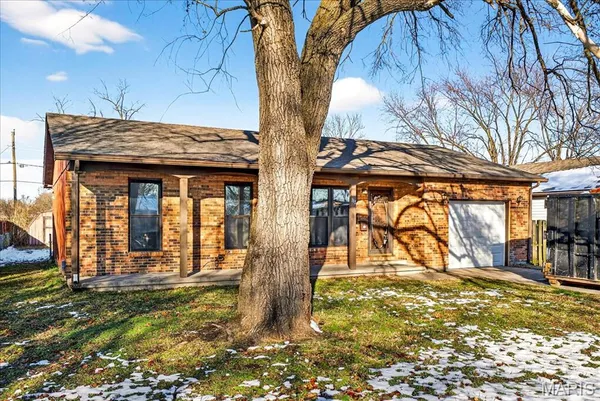 $94,500 | 317 Sauget Avenue, Cahokia, IL 62206