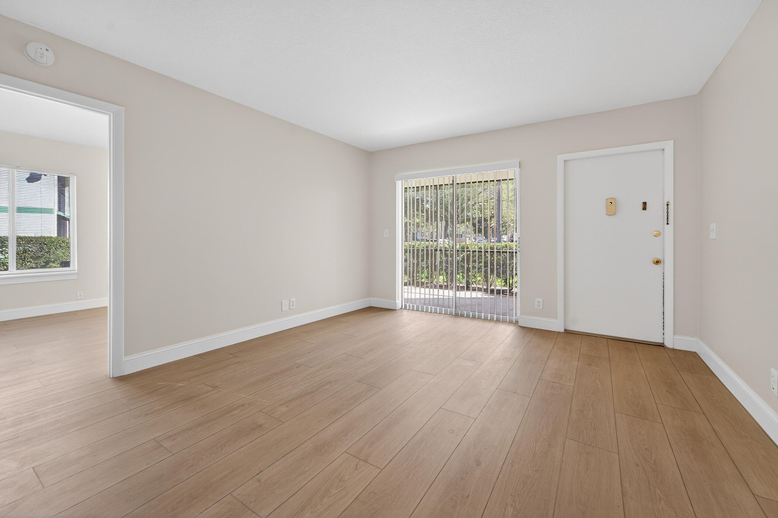 6392 Chasewood Drive, Unit B Jupiter, FL 33458 - Photo 1 of 34 121625-5