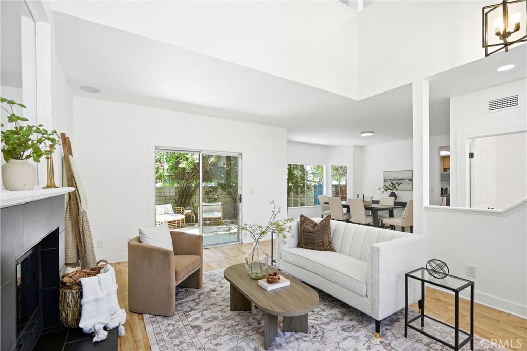 20851 Community Street, Unit 1 Winnetka, CA 91306 - Photo 6 of 29