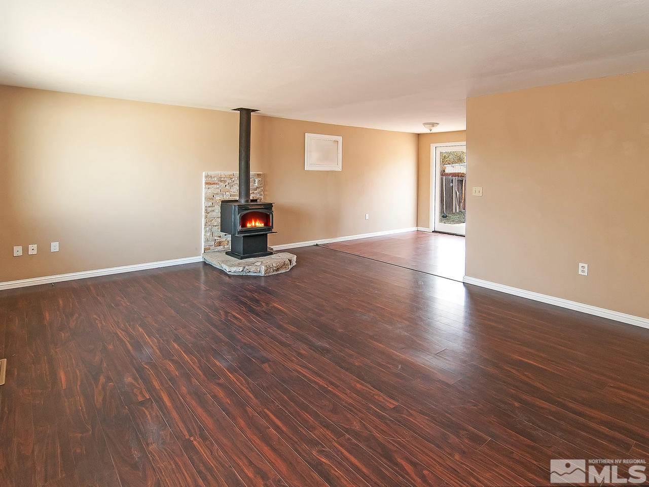 811 Overland Loop Dayton, NV 89403 - Photo 5 of 16 Photo 5